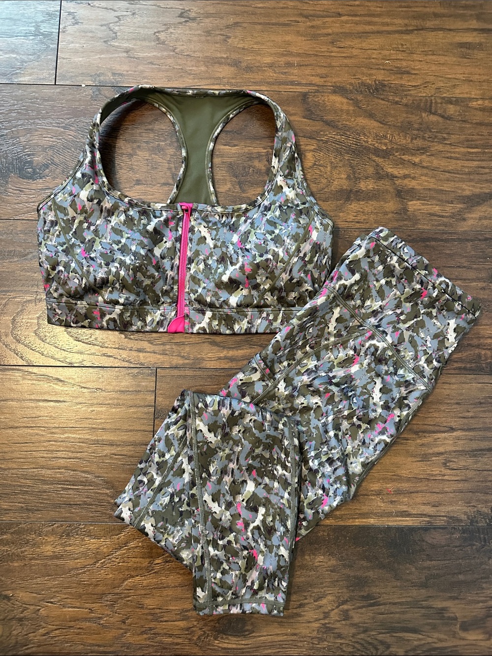 Fabletics Cheetah Camo Set